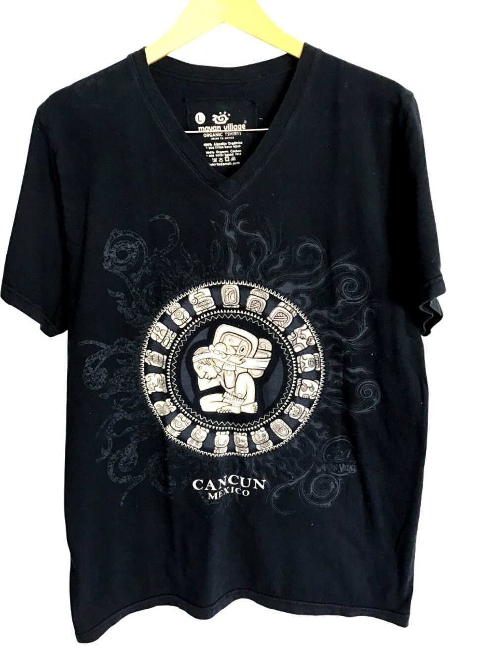 MAYAN VILLAGE-MENS BLUE SHORT SLEEVE ORGANIC COTTON GRAPHIC T-SHIRT SIZE LARGE
